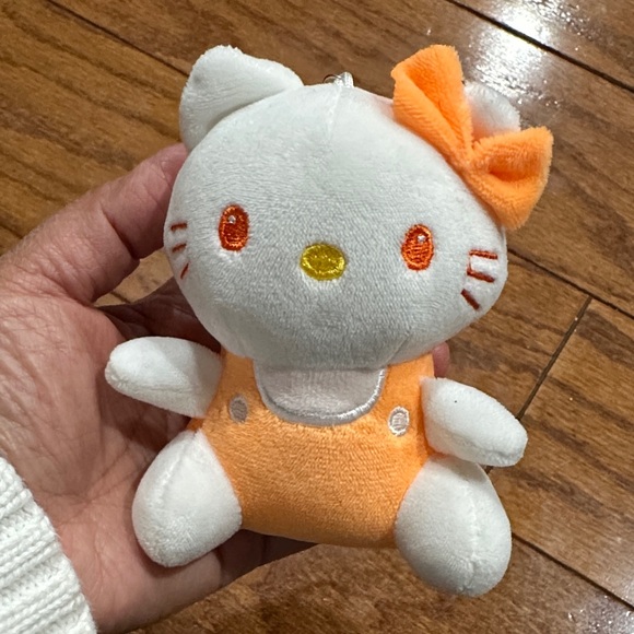 Hello Kitty Cute Orange and white Plush Keychain bag charm - Picture 2 of 4
